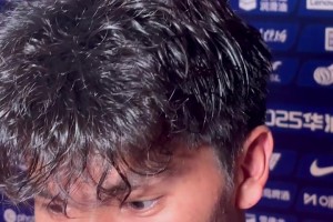 蒯纪闻：融入度比第一场好多了，近期目标是先进个球吧