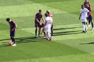 国外球迷：魔笛是加维唯一尊重的皇马球员