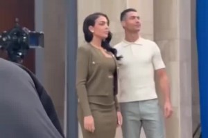 神仙眷侣 ！C罗和乔治娜一起拍广告，眼神中满满的爱意😍