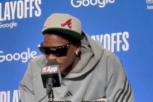 华子：和库里学了很多，他是最伟大的射手！