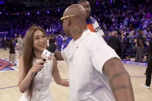 手放哪呢？周玲安晒视频：马布里预测准确 尼克斯5场晋级