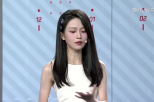 勇士铁粉动容！女主播辰辰赛后观看勇士淘汰MV，忍不住在演播室哭了！