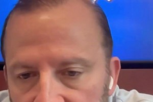 锡伯杜：大多数季后赛主力都会打40+分钟 不懂为啥大家都喷我