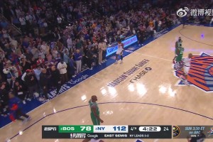 登哥好兄弟！40岁塔克登场 尼克斯球迷全场掌声雷动