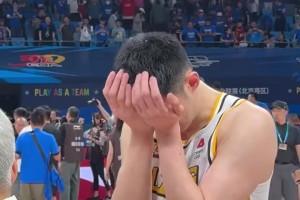 太戳泪点了！胡金秋夺冠后喜极而泣，止不住掩面爆哭😭