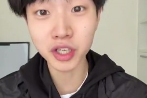 此前孙世睿怒喷：雷霆就是哨子队，建议亚历山大改名亚历罚大