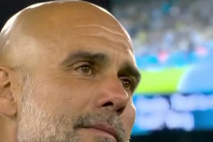 网友用瓜帅落泪调侃曼联：当曼联球迷看完了这个赛季😭😭😭