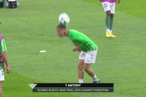 圆神太丝滑了！安东尼赛前热身小秀一把技术！