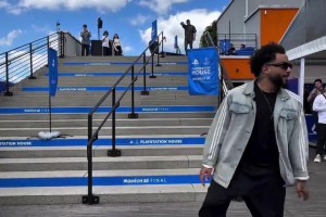 马塞洛再现标志性停球！这脚下是装了磁铁了吗，真的太秀了！