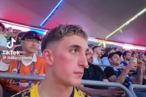 从地狱到十八层地狱！国米老哥记录下自己看欧冠决赛全过程🤣