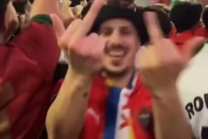 C罗破门制胜，葡萄牙晋级决赛！赛后球迷齐骂：XX梅西