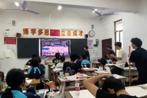 学生晒校园最后一天目睹G1绝杀！哈利亲自回复🤩：高考加油！