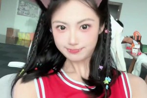 莫西莫西！卓识身穿樱木花道的10号球衣搞怪~