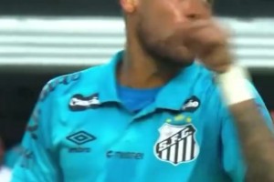 抽象！内马尔感染新冠居家治疗…游走在各大医院的转会市场😅