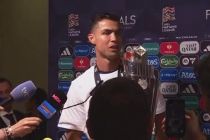 世界杯？C罗：大伙冷静，我们12个月内会赢得国家联赛和世界杯