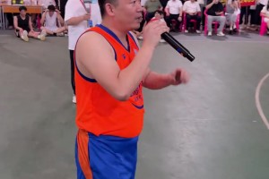 肘姐上强度了，有吧友来挑战一下嘛？😍