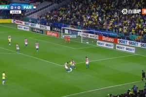 维尼修斯进球啦❗️曼联新援库尼亚助攻，维尼修斯进球，巴西领先