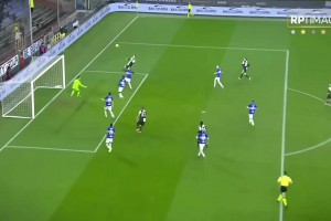 无与伦比的终结能力！巅峰的他，绝对是足坛最顶级的得分手之一！