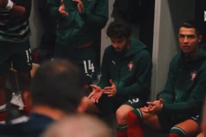 C罗决赛前激励队友：相信我，这个奖杯是我们的！