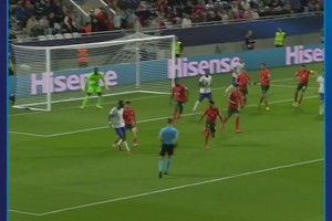 热刺天才奥多伯特欧青赛高光！20 岁飞翼光速回防抢断燃爆全场