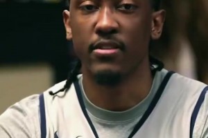 再请神一次吧！总决赛G5，杰威接受采访：穿8号因为我是科比球迷