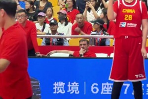 库里都不会转球！感受一下张子宇的手指有多灵活😍😍😍