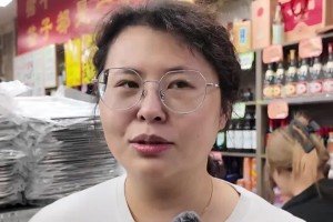 看到东北烧烤招牌立苏超🔥终于理解东北人南下经商的烟火执念⚡