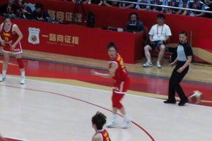 🤩姐姐的超绝背传，帅到失语！！！