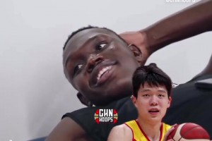 中文真好！小杨的非洲兄弟马鲁阿奇：兄弟！一路平安！