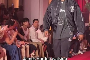 哈登现身巴黎走秀 看着挺酷但走起来怎么憨憨的🤣🤣🤣