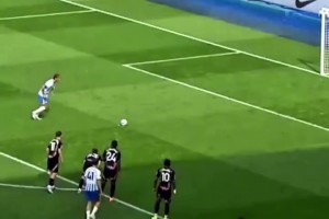 尤文赚大了？前场新援乔纳森戴维近21脚射门合集！