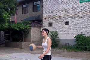 😍打篮球的女生帅到我了！