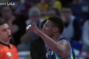 字母哥来了也得叫哥！萨纳西斯阿德托昆博精彩集锦！