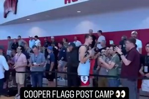 当年陪美国队训练 老詹就看好弗拉格了😂😂