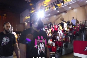 杨毅：哈登性格接地气让人喜爱，但也因此伤害了他的职业生涯