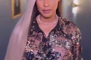 女王气场！詹嫂萨瓦娜还真是风韵犹存啊！😍