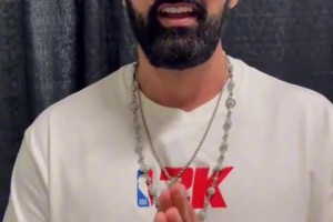 毫无疑问！2K主管罗尼：杨瀚森会有传球和护框的徽章！