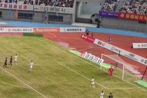 我是看出来了，泰州队要么不进球，要进球就是致敬C罗😄