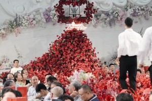 人生最重要的一次投篮，但他好像走步了啊！？