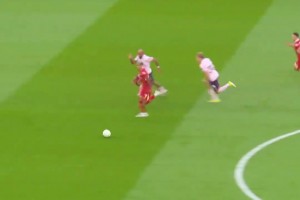 这配合绝了！慢镜头欣赏皇马的亿元连线