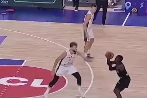 今年继续大显身手？施罗德国际赛场精彩集锦！冲起来真拦不住啊~