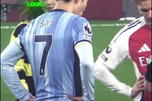 男球星“女凝”女团成员？孙兴慜对女星lisa不看一眼