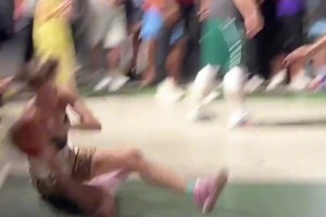 真对抗啊！看过那么多篮球网红，这女的是真的血汗钱😂