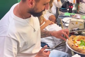 珠圆玉润白皙美人😍理查利森老婆真是符合亚洲人的审美呀~