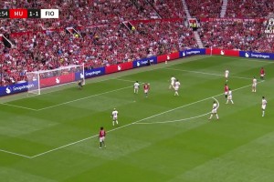 国外曼联球迷：马奎尔射术比B费强多了😅