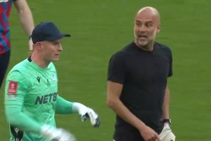 把瓜迪奥拉逼急的男人！迪恩-亨德森足总杯决赛后与瓜帅发生冲突