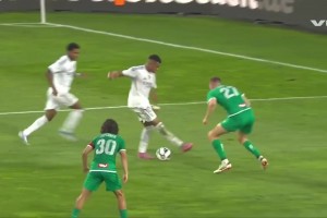 久违了李哥！姆巴佩踩完单车后分球，罗德里戈跟进接球打远角得手