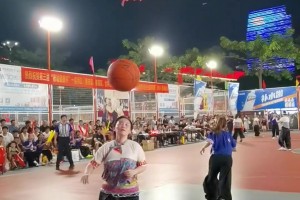 😍小姐姐这两下不比男生差呀！