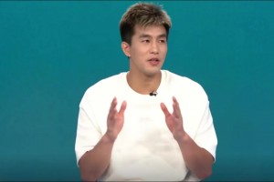 郭艾伦夸赞男篮主帅郭士强：我老叔的执教还是有效果的😎😎