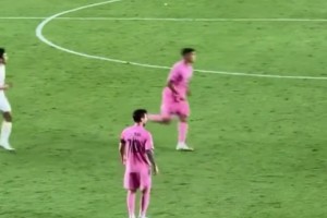 闲庭信步！至此，已成艺术